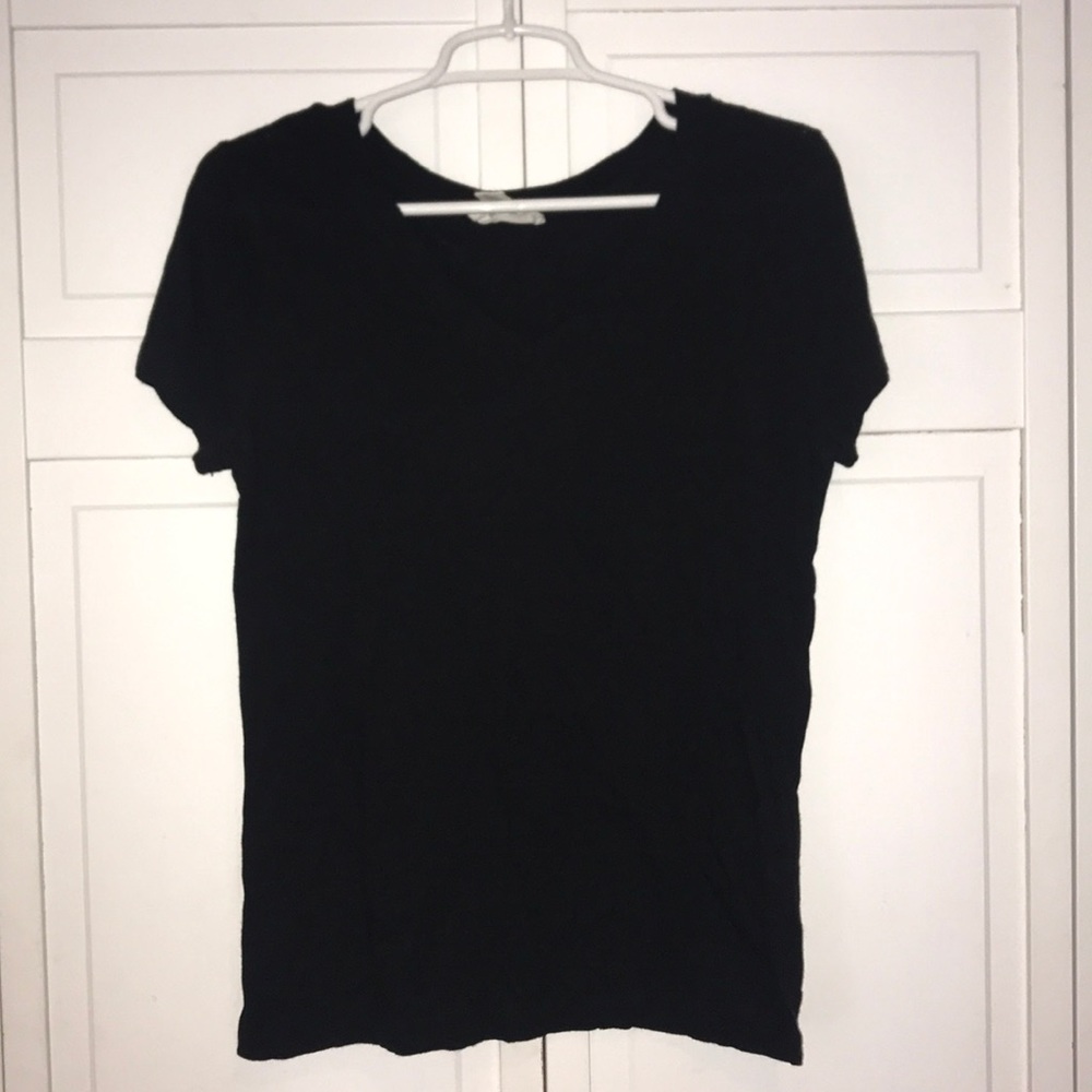 Forever XXI black v-neck short sleeve t-shirt